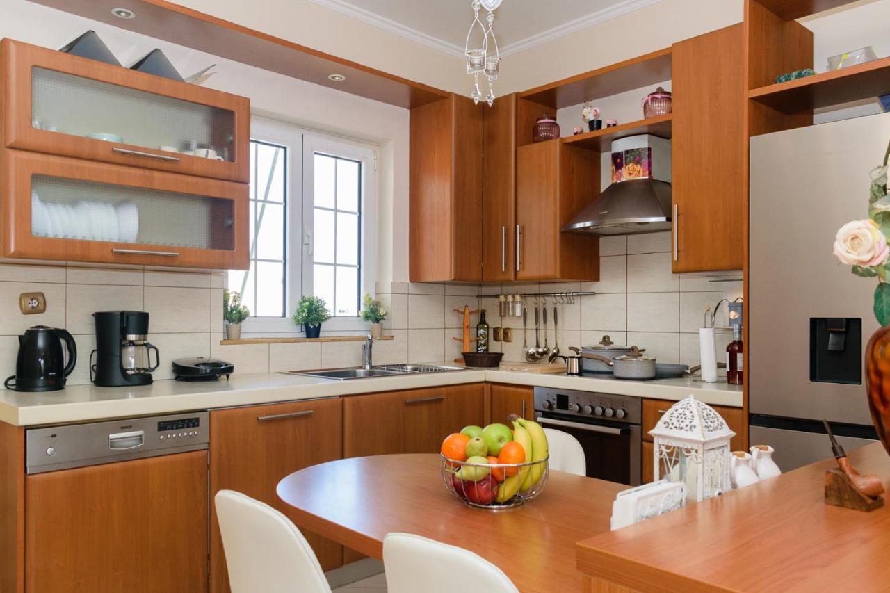 Penthouse In Quiet Neighborhood Near Sandy Apartament *