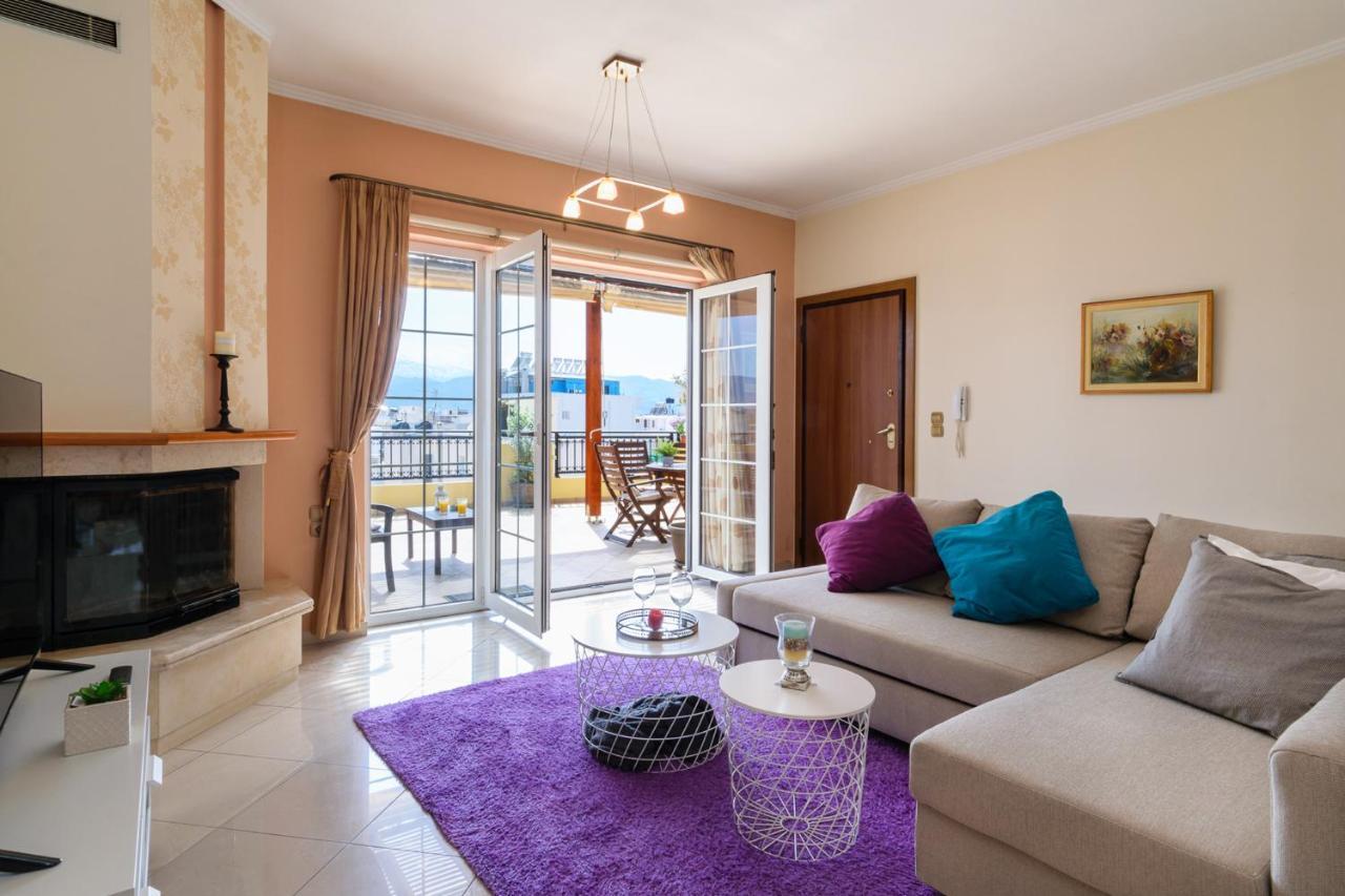 Penthouse In Quiet Neighborhood Near Sandy Apartament Chania (Crete)