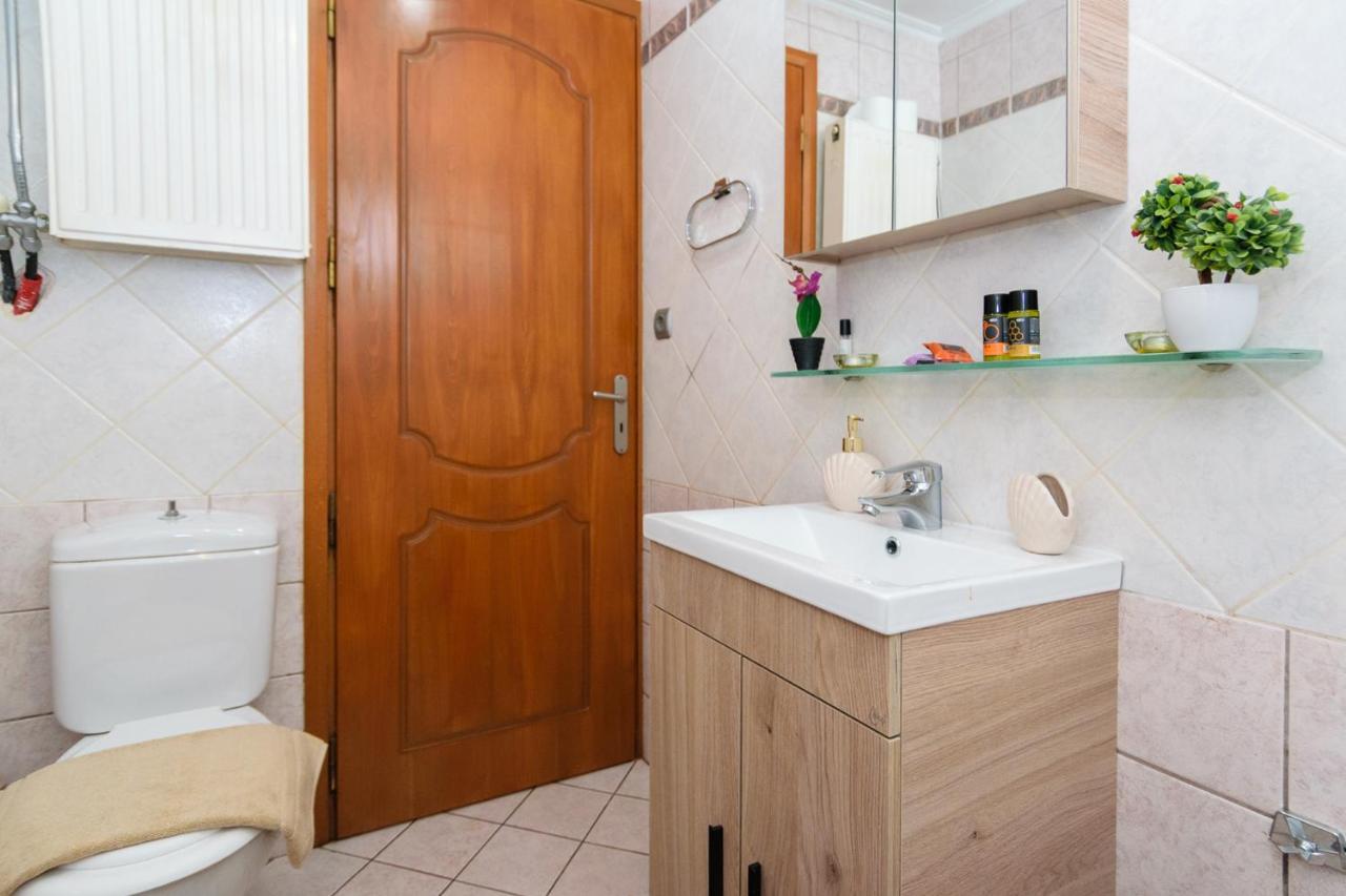 Apartament Penthouse In Quiet Neighborhood Near Sandy *